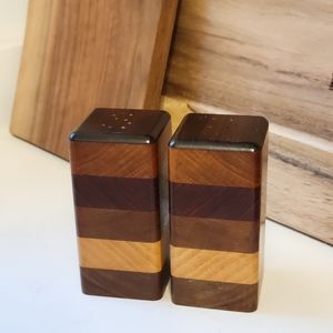 Vintage MCM salt & pepper shakers set - wood